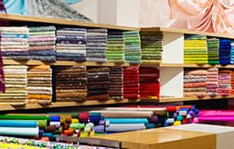 繊維メーカー、サイバー攻撃で決算発表を延期 | SSO・ID管理・MFA対応・アクセス制限の国産IDaaS (CloudGate UNO)